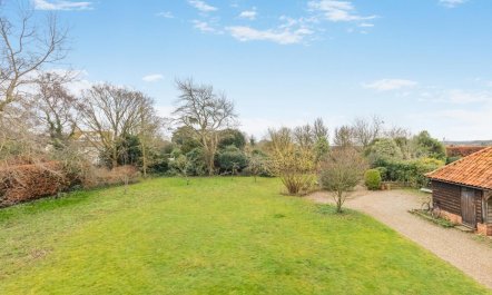 4 Bed in Walberswick 2