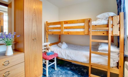 2 Bed in Seahouses 8