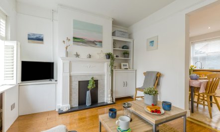 2 Bed in Holt 6