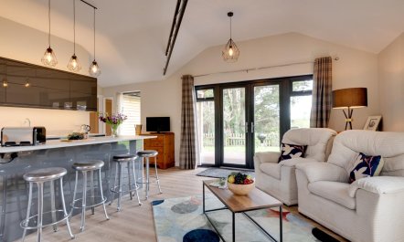 2 Bed in Tresillian 3