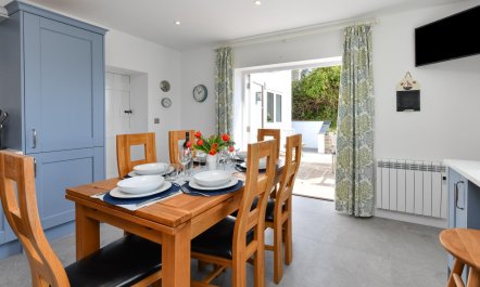 3 Bed in Abersoch 8