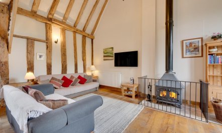 4 Bed in Wattisham 1