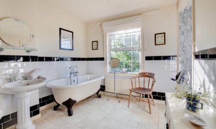 3 Bed in Whitby 5