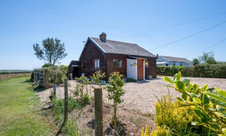 2 Bed in Ilfracombe 1