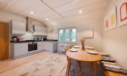 2 Bed in Middleton 6