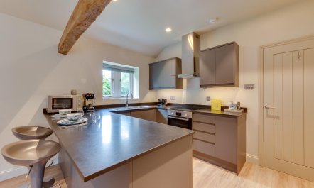 2 Bed in Middleton 3