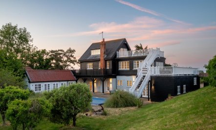 5 Bed in Orford