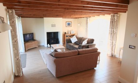 2 Bed in Seahouses 2