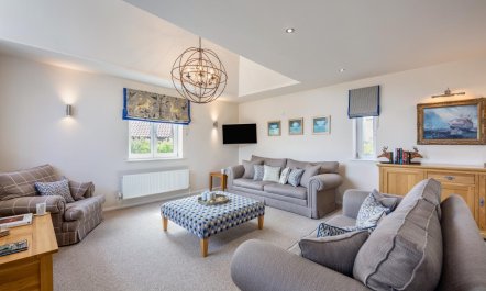 3 Bed in Bamburgh 6
