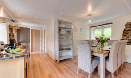 4 Bed in Jacobstow 4