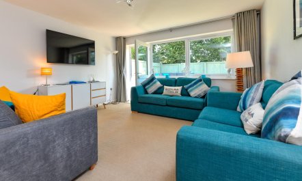 3 Bed in Abersoch 1