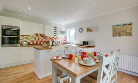 2 Bed in Old Hunstanton 4