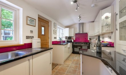 3 Bed in Cross In Hand 5