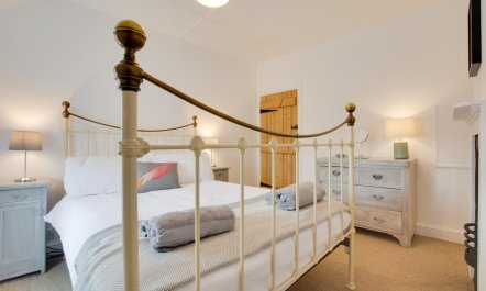 2 Bed in Thornham 2