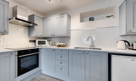 1 Bed in West Looe 5