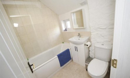 3 Bed in Swansea 8