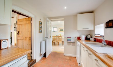 4 Bed in Hempstead 5