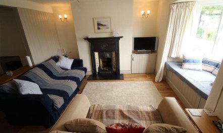2 Bed in Mumbles 5