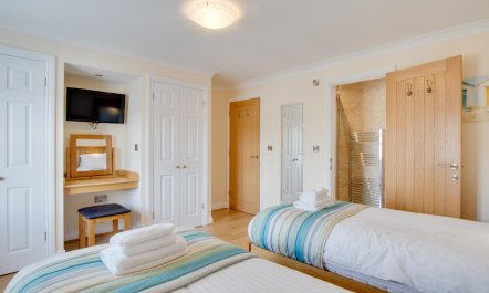 2 Bed in Port Eynon 9