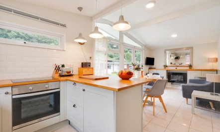 2 Bed in Caswell Bay