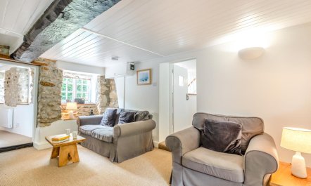 3 Bed in Branscombe 2