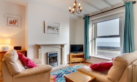 2 Bed in Mumbles