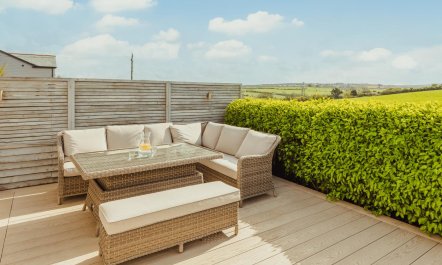 4 Bed in Little Petherick 1