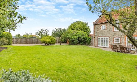4 Bed in Blakeney 3