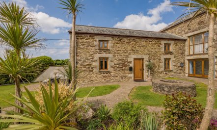 3 Bed in Mawgan Porth 2