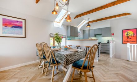 3 Bed in Mawgan Porth 9