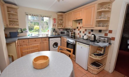 2 Bed in Colyton 8