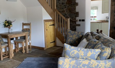 1 Bed in Snaizeholme 6