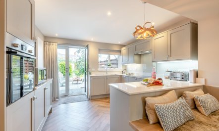 2 Bed in Holy Island 4