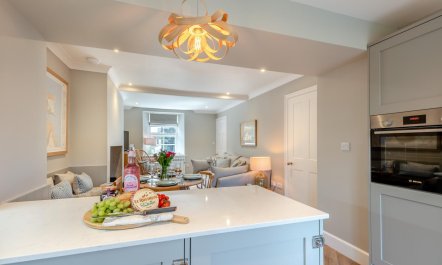 2 Bed in Holy Island 8