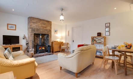 3 Bed in Seahouses 1