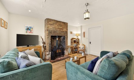 3 Bed in Seahouses