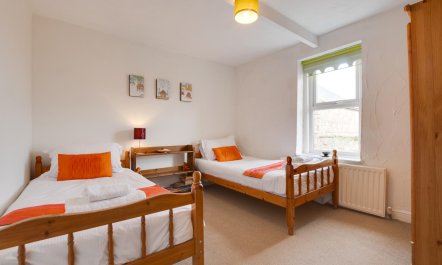 3 Bed in Seahouses 7