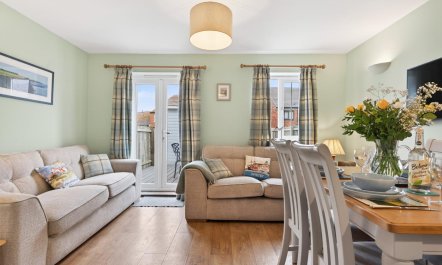 2 Bed in Whitby