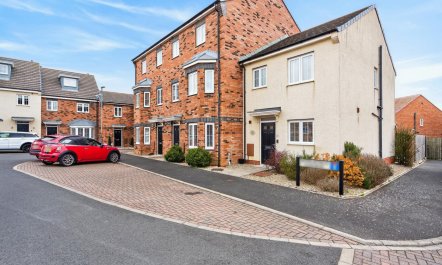 2 Bed in Whitby 6