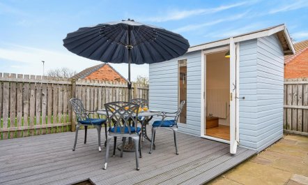 2 Bed in Whitby 5