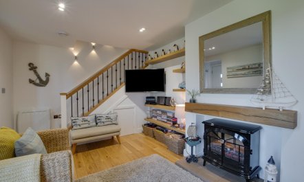 2 Bed in Bamburgh 3