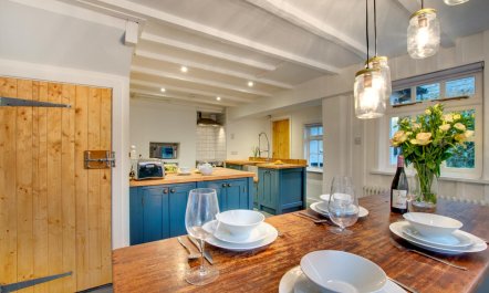 2 Bed in Padstow 5