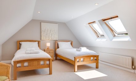 3 Bed in Newton-by-the-Sea 9