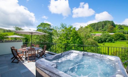 4 Bed in Llanarmon Dyffryn Ceiriog