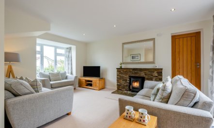 3 Bed in Georgeham 2