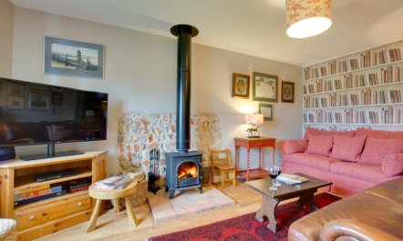 2 Bed in Aldborough 1