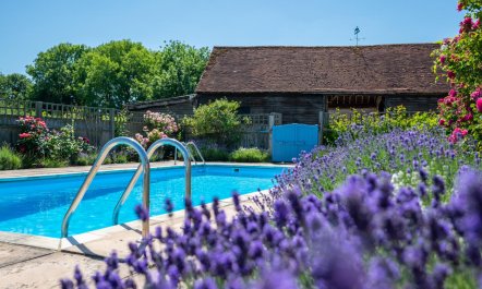 2 Bed in Wisborough Green