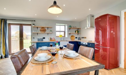 2 Bed in Caernarfon 1