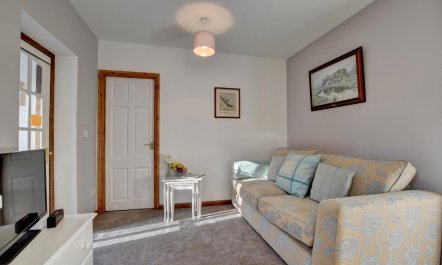 1 Bed in East Down 6