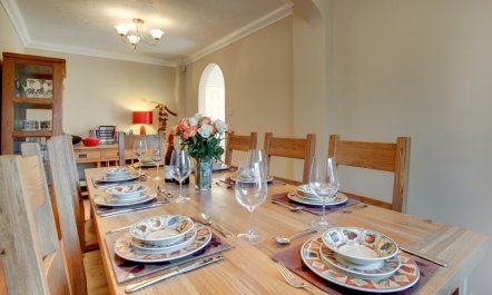 4 Bed in Croyde 7